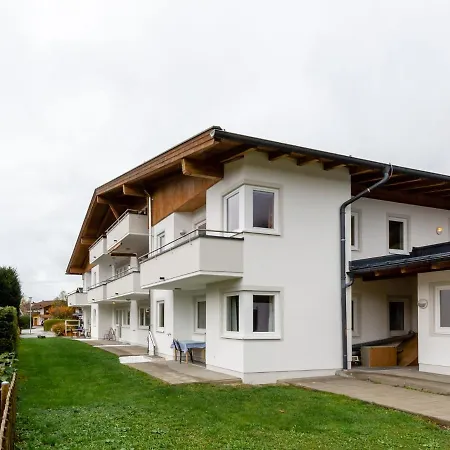 With Beautiful View Near Zell Am See, With Sauna * ピーゼンドルフ